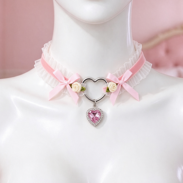 Heartache Lace Choker