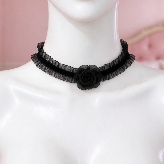 Poison Bloom Lace Choker
