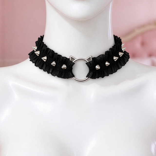 Feral Kitten Lace Choker