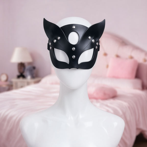Feline Fine mask, front view on a mannequin
