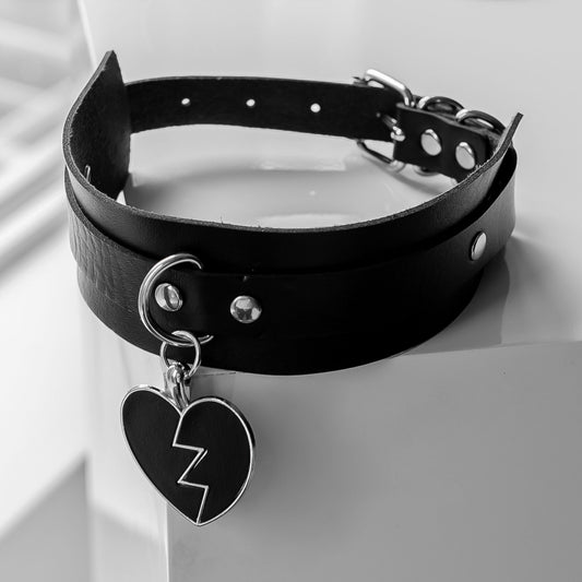 Broken Heart Black Goth Choker - Lewd Fashion