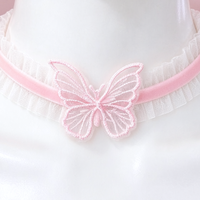 Flutterbite Lace Choker in pink, close-up of the centre detail