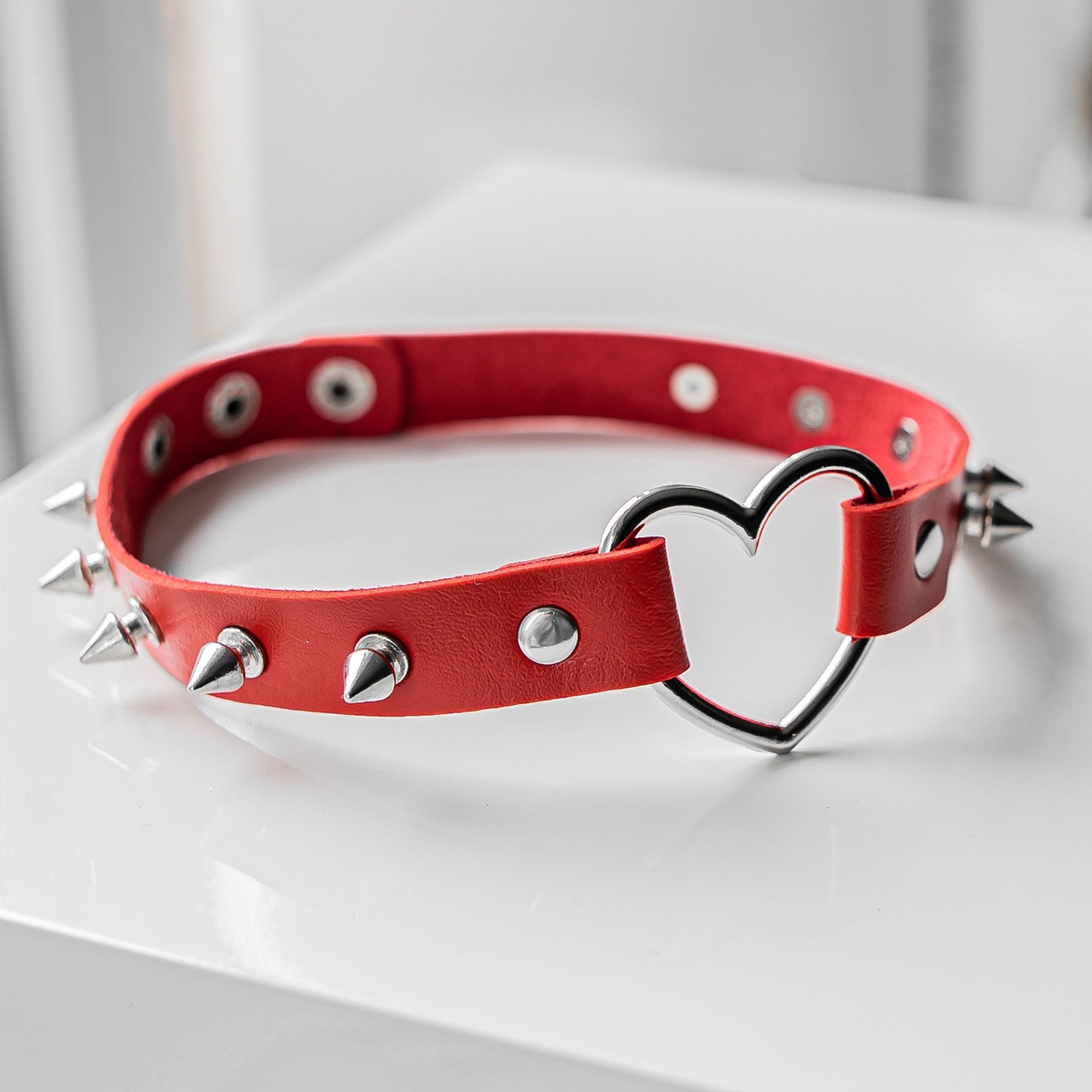 Red Spiked Heart-Shaped Choker Collar - Lewd Fashion